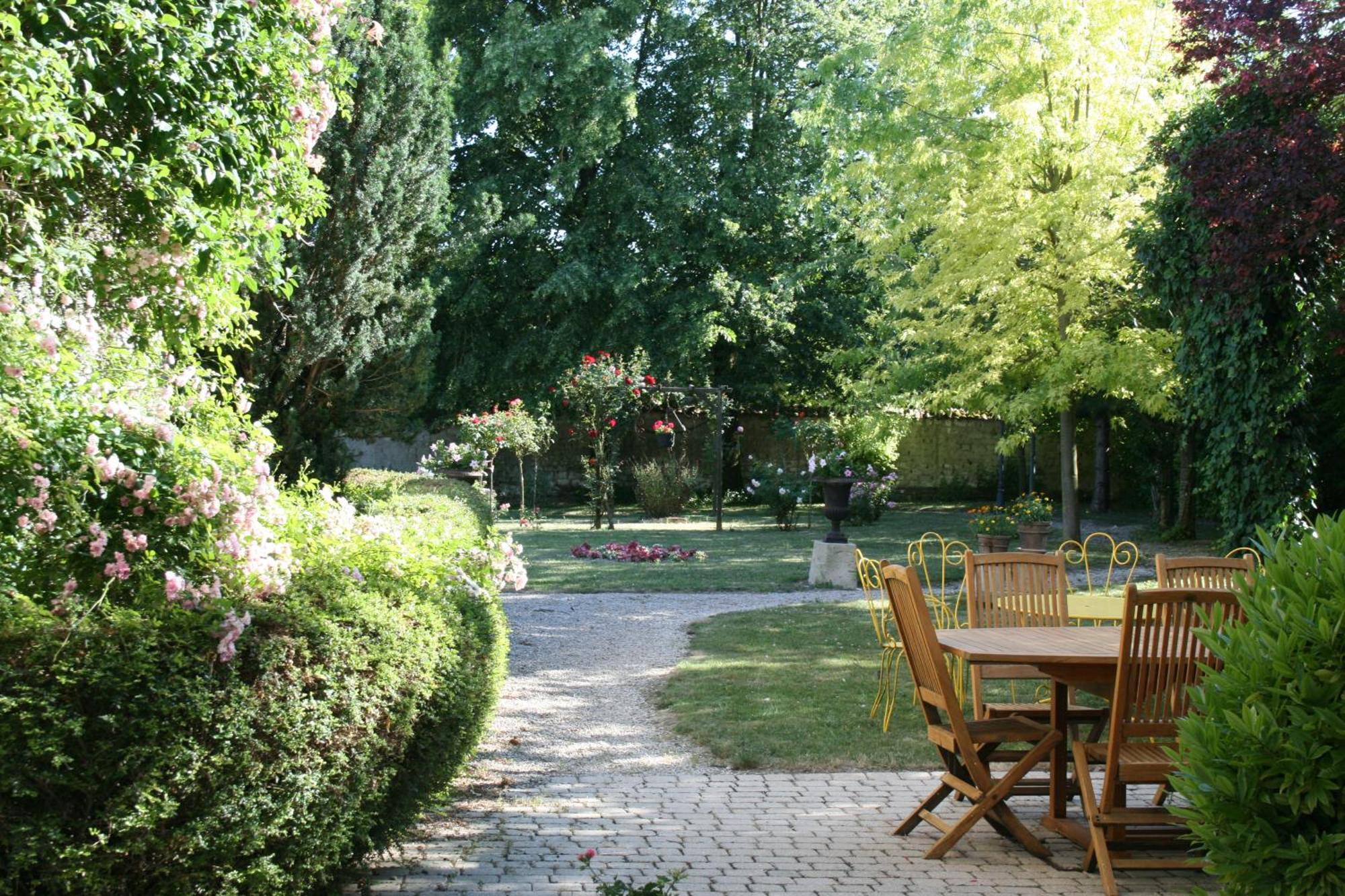La Closerie Des Sacres Lavannes Bagian luar foto